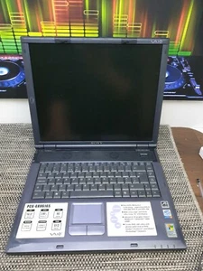 C1268 Sony Vaio PCG-GRV616S laptop for spares or reapirs no power - Picture 1 of 10