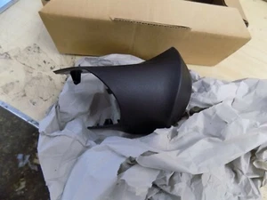 Genuine Porsche Cayenne 2011-2014 Offside Door Mirror Mount Trim 958731019209B9 - Picture 1 of 1