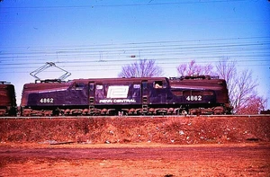 DUPLICATE KODAK SLIDE PENN CENTRAL GG-1 #4862 MORRISVILLE, PA MARCH 27, 1971 - Picture 1 of 1