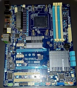 Placa base Gigabyte GA-970A-UD3 ATX - Base potente para sistemas AMD AM3+ - Imagen 1 de 3