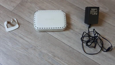 Netgear Router RP614v2 4-Port 10/100 - Bild 1 von 4