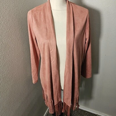 Cárdigan boho Lady Noiz medio abierto imitación gamuza borlas rosa manga larga Foto 1 de 4