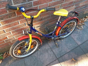 Kinderfahrrad 18 Zoll blau rot gelb (ähnlich wie Pukki) - Bild 1 von 3