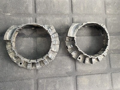 Jeep Wrangler JL 2018-2024 aisladores de muelle helicoidal delantero inferior Mopar 68342250ac Foto 1 de 4