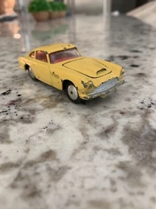 Corgi Aston Martin 1/43 - Picture 1 of 7