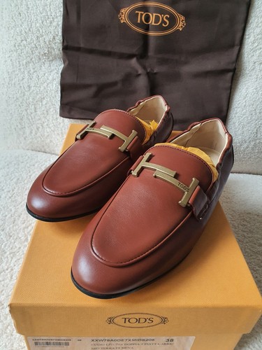 TOD’S TOD'S Mocassini Uomo Doppia T Piatta Marroni. Taglia 4 5 UK 38 EU. Nuovo in scatola.