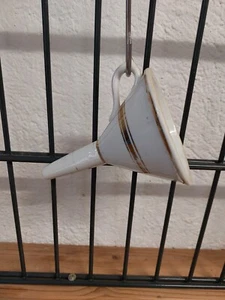 Alter Porzellantrichter mit Goldrändern ca. 15 cm - Bild 1 von 5