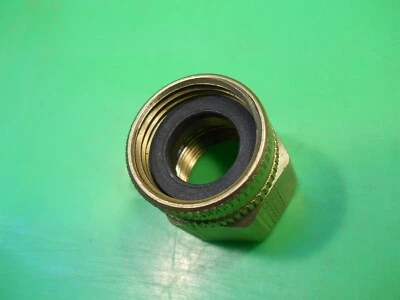 3/4 GHT  to 3/4NPT  Adapter - Image 1 of 4