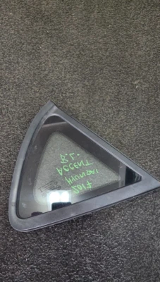 2017 Hyundai Accent rear Left Quarter Glass OEM - Imagem 1 de 2