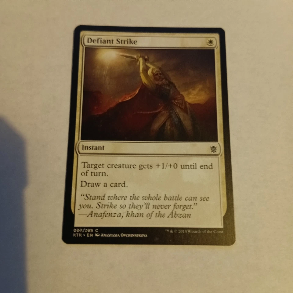Defiant Strike Khans of Tarkir Regular - Image 1 of 1