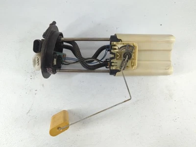 Conjunto de bomba de combustible de gas eléctrica GMC Envoy 2002-2004 ZZ846 Foto 1 de 4