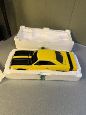 Road Runner Yellow Street Fighter 440 paquete de 6 Attack 1970 Plymouth GMP 1/18 Foto 1 de 2