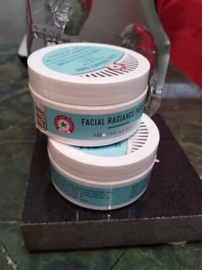 ×2 First Aid Beauty Facial Radiance Pads Exfoliate, Tone, Brighten 56pads RV$36 - Picture 1 of 8