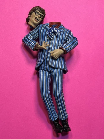 McFarlane Toys Austin Powers 1999 Series #2 Carnaby Street 6" Figure Broken Head Cover