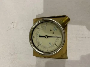 LIQUID FILLED PRESSURE GAUGE 0-30 PSI - KPA - BAR  2-1/2" DIA. 1/4NPT PGB254CLMC - Picture 1 of 5