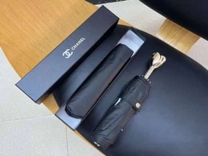 Chanel Umbrella - Picture 1 of 9