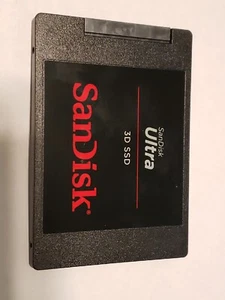 SanDisk Ultra 3D 500GB SSD SATA III 6 Gb/s 2.5 inch 7 mm SDSSDH3-500G - Picture 1 of 2