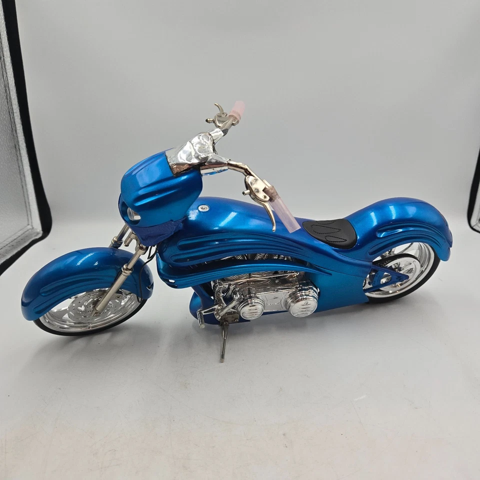 Arlen Ness 1/6 Scale Die-Cast Replica Motorcycles Plastic Model Figure - Image 1 of 4