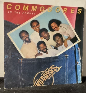 A53 Commodores: In The Pocket, 1981 Motown Records M8-955M - Funk Soul Disco LP - Foto 1 di 4