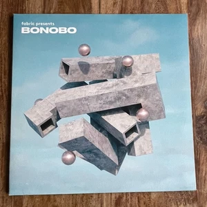 BONOBO - FABRIC PRESENTS  EX+/EX+ DOUBLE VINYL LP / FIRST PRESSING 2018 - Picture 1 of 16
