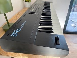 Roland D-10 Vintage Multi-Timbral Linear Synthesizer - great condition - Picture 1 of 8