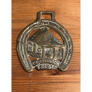 Vintage Brass Horse Bridle Saddle Medallion Cockington Forge Horseshoe Heavy - Picture 1 of 5