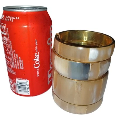 Iris Apfel & Bajalia 4 piezas. Juego de pila de brazalete de hueso y latón Foto 1 de 4