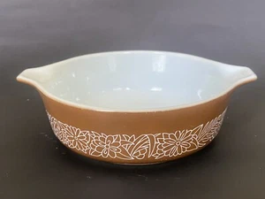 Pyrex Woodland 471-B Vintage Brown Casserole Dish - Picture 1 of 4