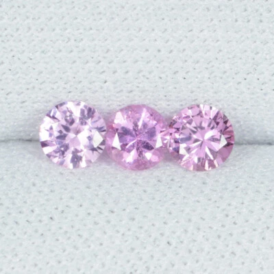 0.76 ct  SPARKLING NICE PINK - NATURAL SPINEL LOOSE GEMSTONE 3pcs ! - Image 1 of 2