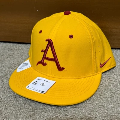 Nike True Arkansas Razorbacks Retro Flatbill Yellow/Maroon Fitted Hat Cap NEW! - Image 1 of 4