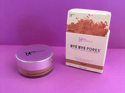 It Cosmetics Bye Bye Pores Finishing Powder Medium Tinted Skin-Blurring Sealed - Image 1 of 4