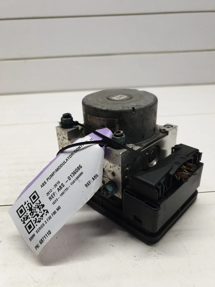 BMW SERIE 3 F30 F80 M3 2012-2015 BOMBA ABS/modulador/unidad de control 6871110 Foto 1 de 4