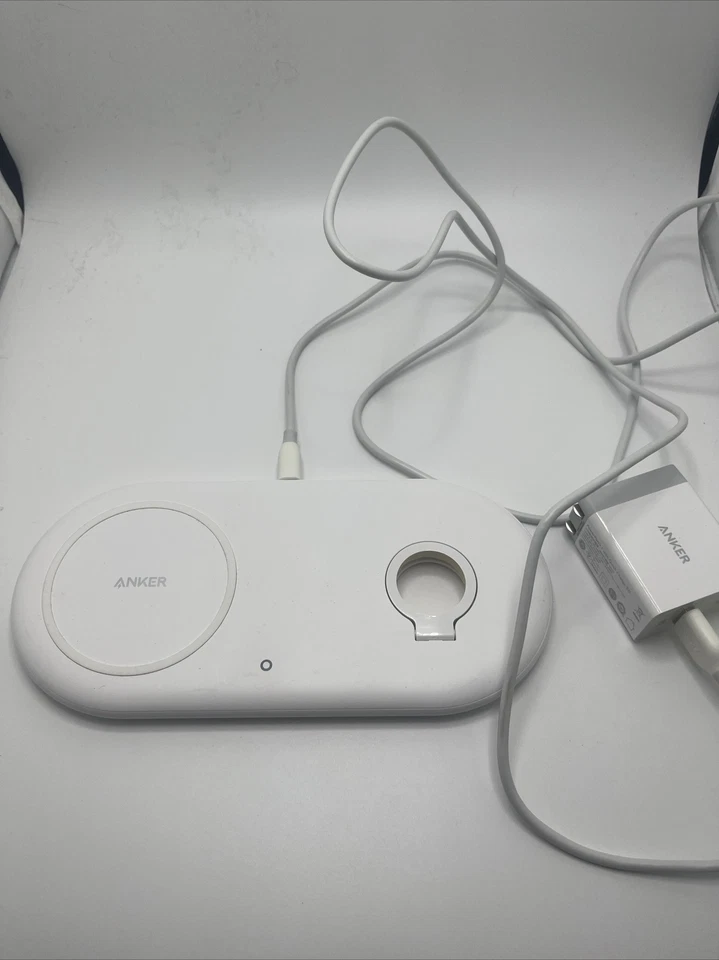 Alfombrilla de carga Anker PowerWave+ con soporte para reloj - blanca Foto 1 de 1