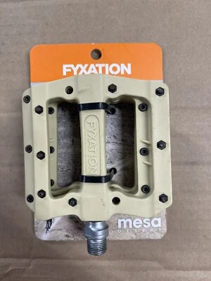 Pedales de plataforma Fyxation Mesa MP 9/16" cuerpo de nailon pasadores extraíbles Desert Fruita Foto 1 de 2