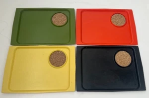 ACCA Ware David Douglas Vintage Retro Bandeja de Plástico Corcho Bebidas Juego de 4 MCM - Imagen 1 de 4