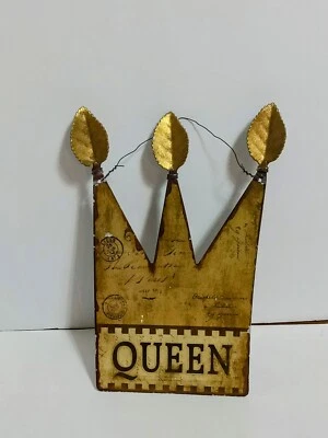 Rustic Tin Crown Queen Sign Wall hanging - Image 1 of 4