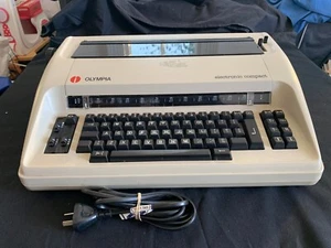 Vintage Olympia Electronic Compact Electric Portable Typewriter (L) - Picture 1 of 10
