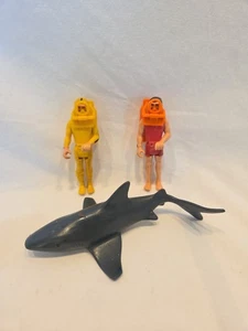Vintage 70er Fisher Price Adventure Scuba Divers 3,75" Herren 2. W Tanks & Shark.  - Bild 1 von 10