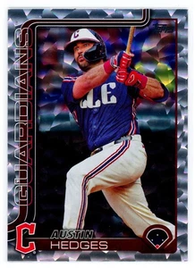 Tablero de aluminio 2025 Topps plateado estampado Austin Hedges Cleveland Guardians #667 - Imagen 1 de 2