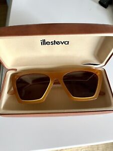 Illesteva Lisbon Sunglasses- Classic Size