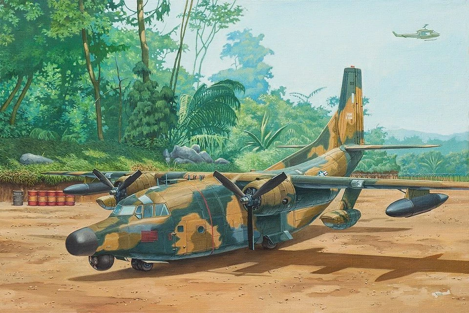 Roden 058 - 1:72 Fairchild Nc / AC-123K Nero Spot - Nuovo - Immagine 1 di 1