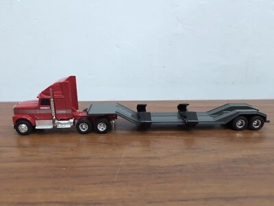 1/64 Ertl Toy Hoober Tractor Trailer Truck Dealership Set Case IH - Image 1 of 2