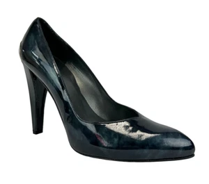 NUOVO STUART WEITZMAN End future nero navy 8,5 décolleté nero tacchi blu brevetto - Foto 1 di 11