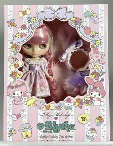 My Melody x Blythe Softly Cuddly You & Me CWC Exclusive Doll Hasbro Takara Tomy - Picture 1 of 3