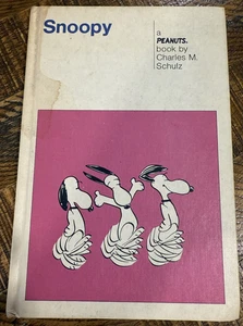 Snoopy A Peanuts Book By Charles Schulz Hardcover Comic Strip Collection c. 1958 - Foto 1 di 5
