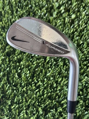 Nike 2013 победы красный кованый атласный клин зазор GW 52 ° стальной стержень RH - Изображение 1 из 4