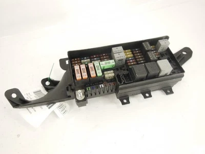 2012 12 Mercedes-Benz GL450 caixa de fusíveis traseira SAM 1645403372 - Imagem 1 de 3