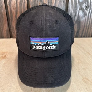 Patagonia Trucker Sombrero Logo Parche Malla Negra Lona Montañas Usado Usado - Imagen 1 de 13