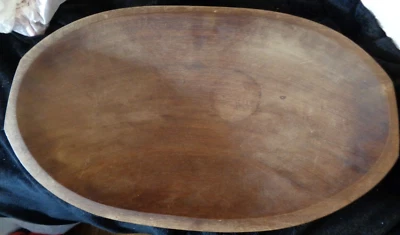 VINTAGE PRIMITIVE WOODEN CARVED TRENCHER TRAY/DOUGH BOWL - Image 1 of 4