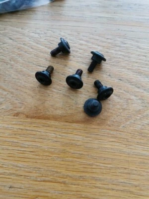 Vis M5x9 DUCATI 77214411BA - Image 1 of 3